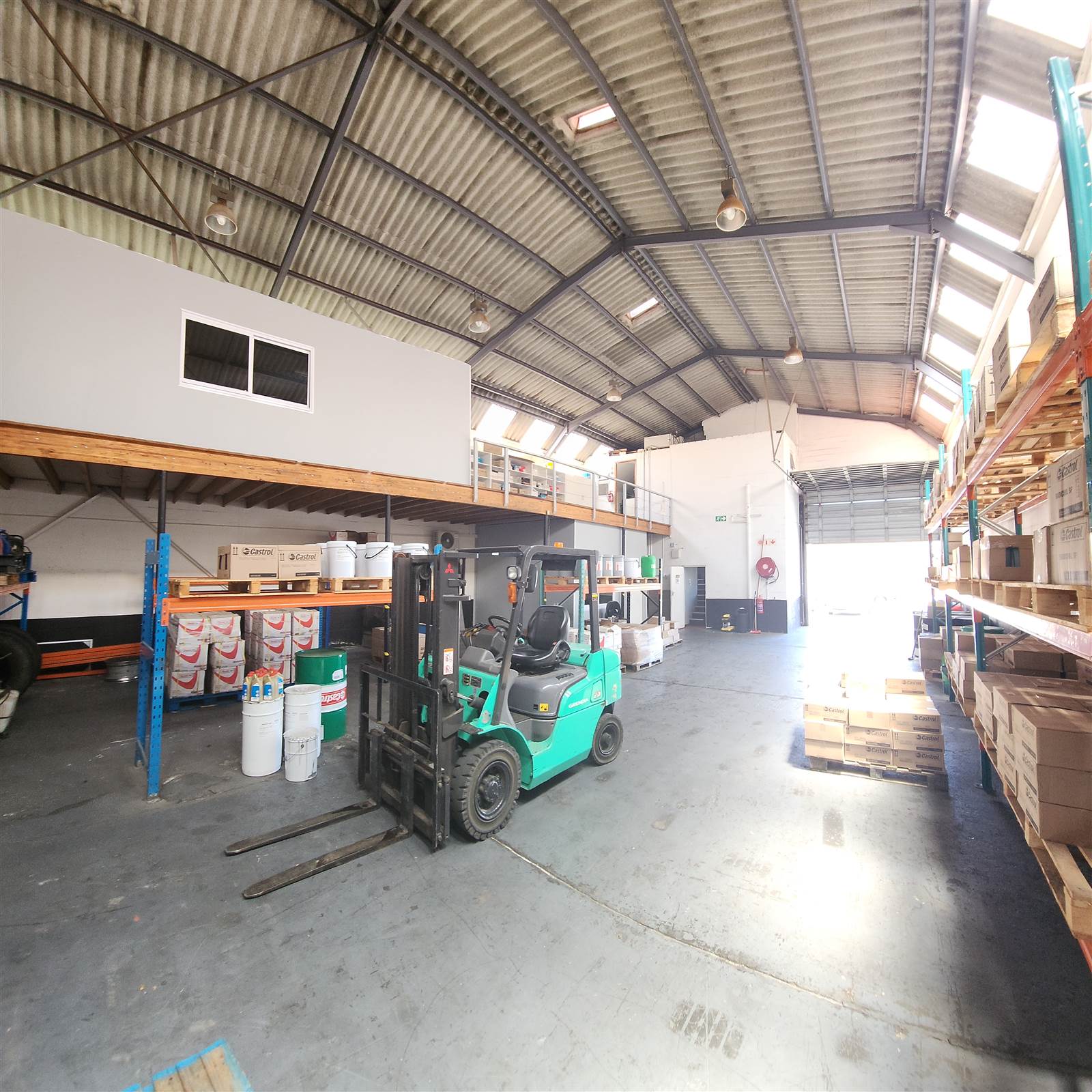 640  m² Industrial space in Killarney Gardens photo number 3