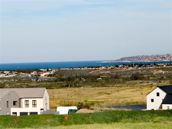 1 540 m² Land