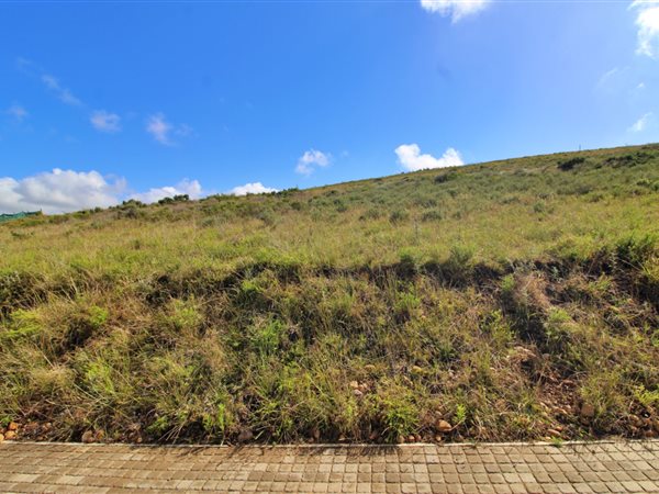 1 503 m² Land