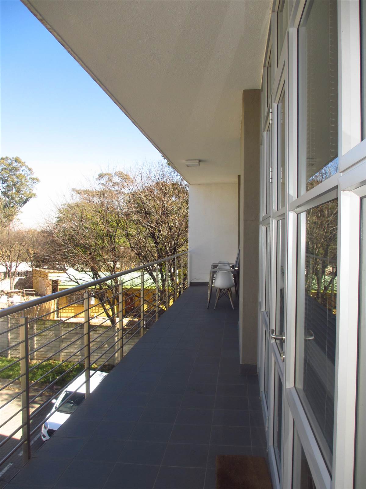 415  m² Commercial space in Fourways photo number 2