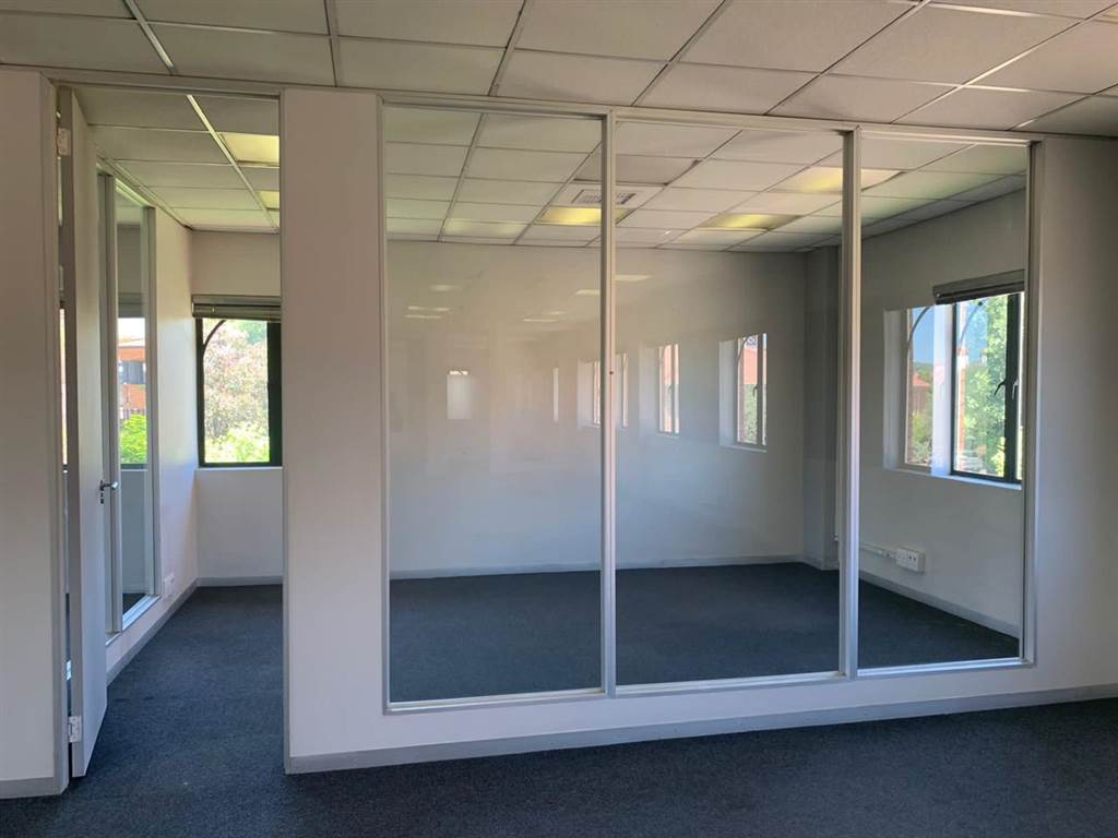 342  m² Commercial space in Rivonia photo number 14