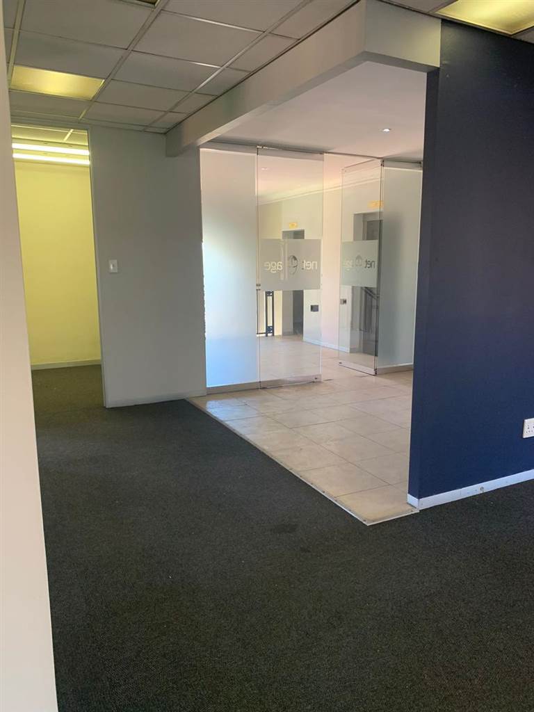 342  m² Commercial space in Rivonia photo number 7
