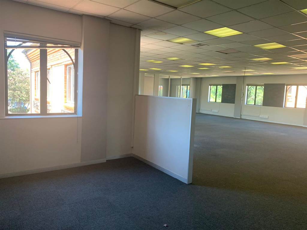 342  m² Commercial space in Rivonia photo number 17
