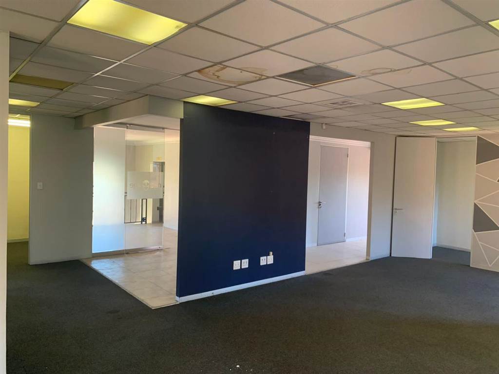 342  m² Commercial space in Rivonia photo number 6