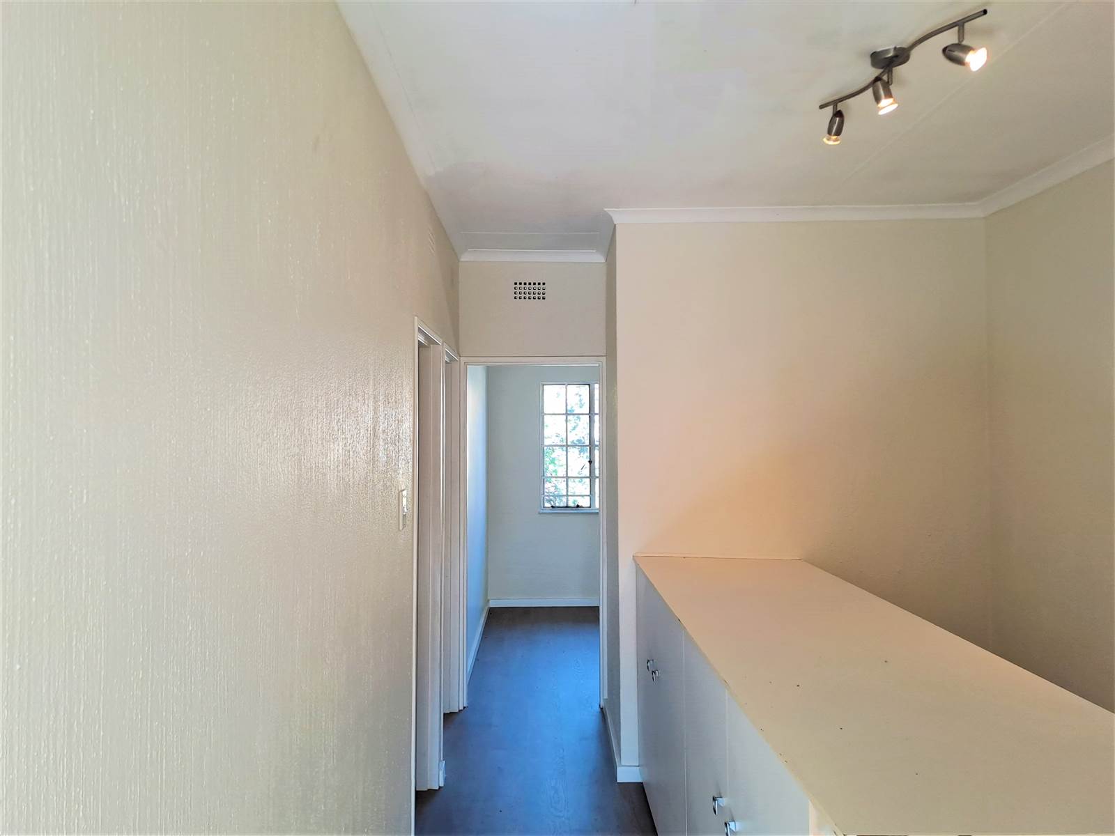 3 Bed Townhouse in Craighall Park photo number 19