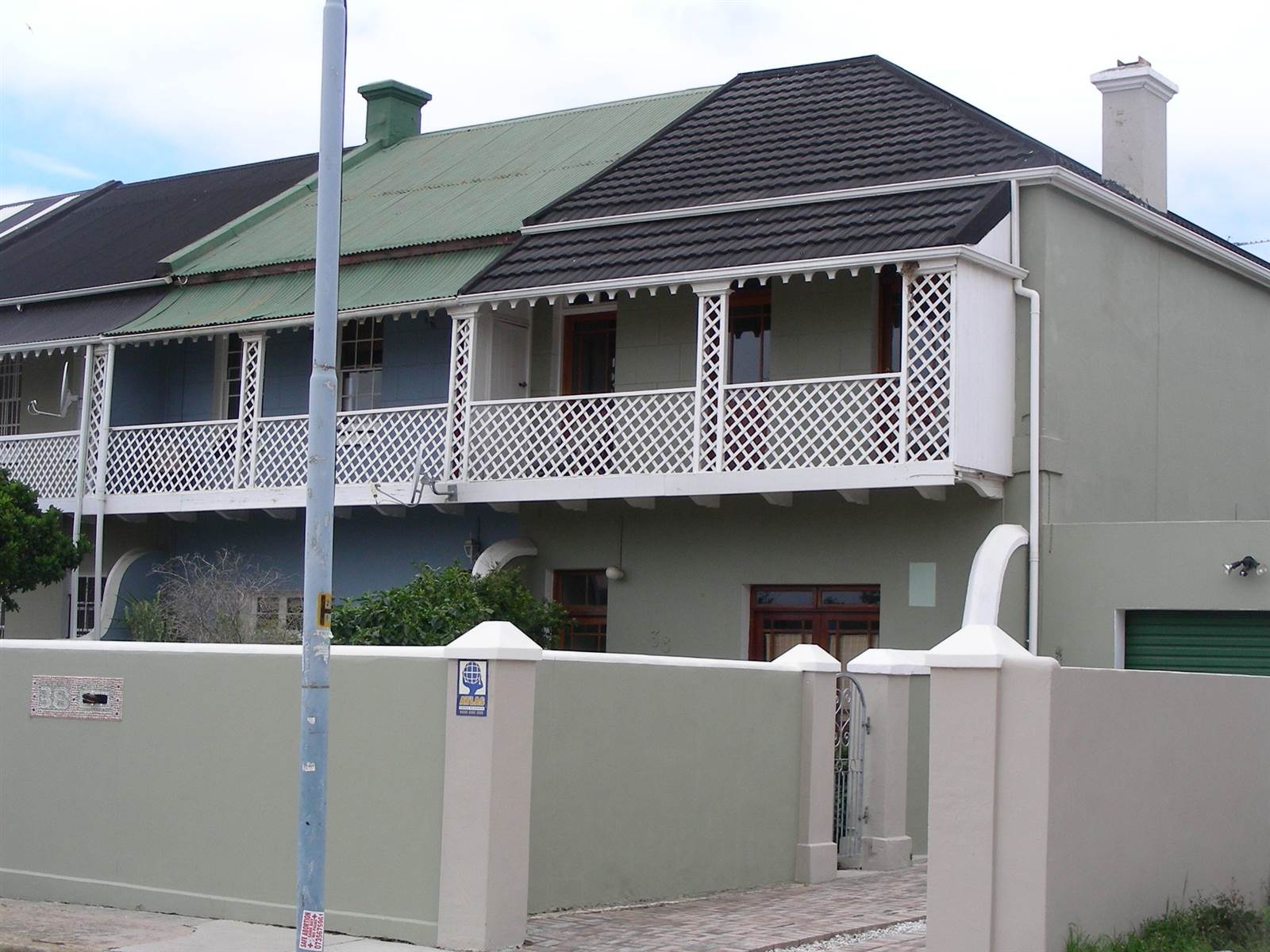3 Bed House in Port Elizabeth Central photo number 1