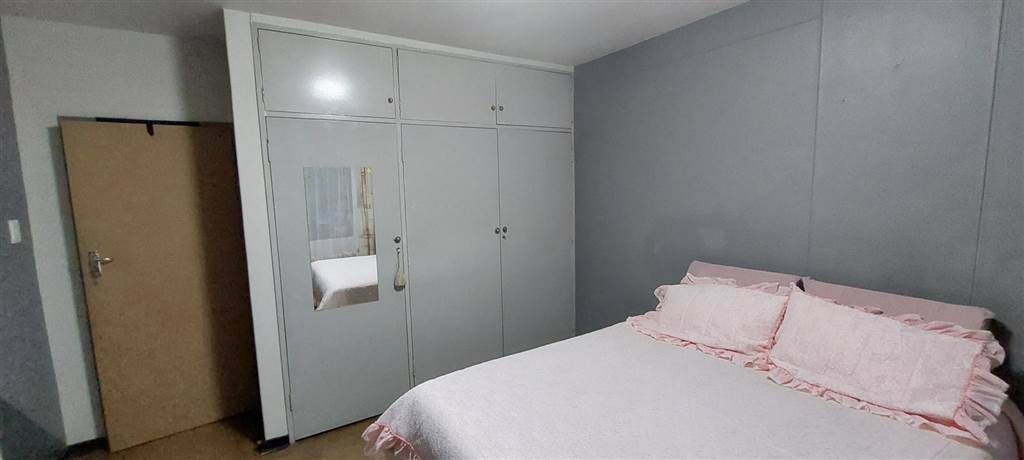 2 Bed Apartment in Moregloed photo number 6