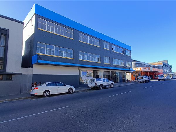 2400  m² Commercial space in Maitland