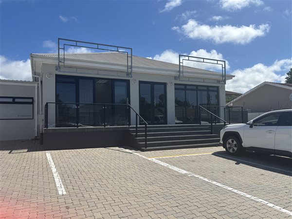 70  m² Commercial space