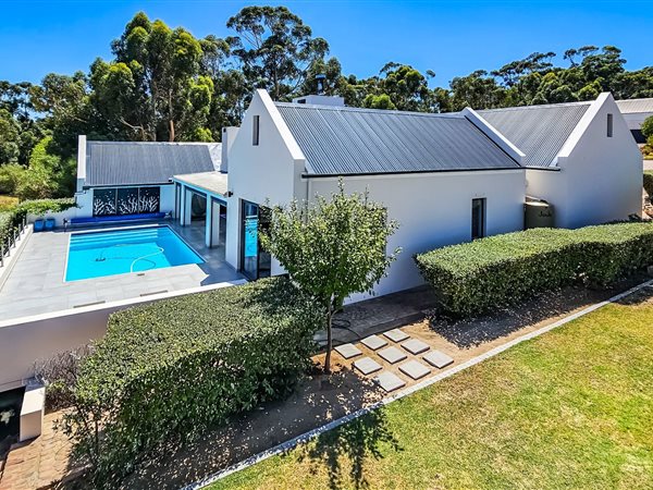 3 Bedroom House 3 Bedroom House