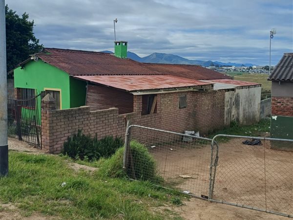 3 Bedroom House 3 Bedroom House