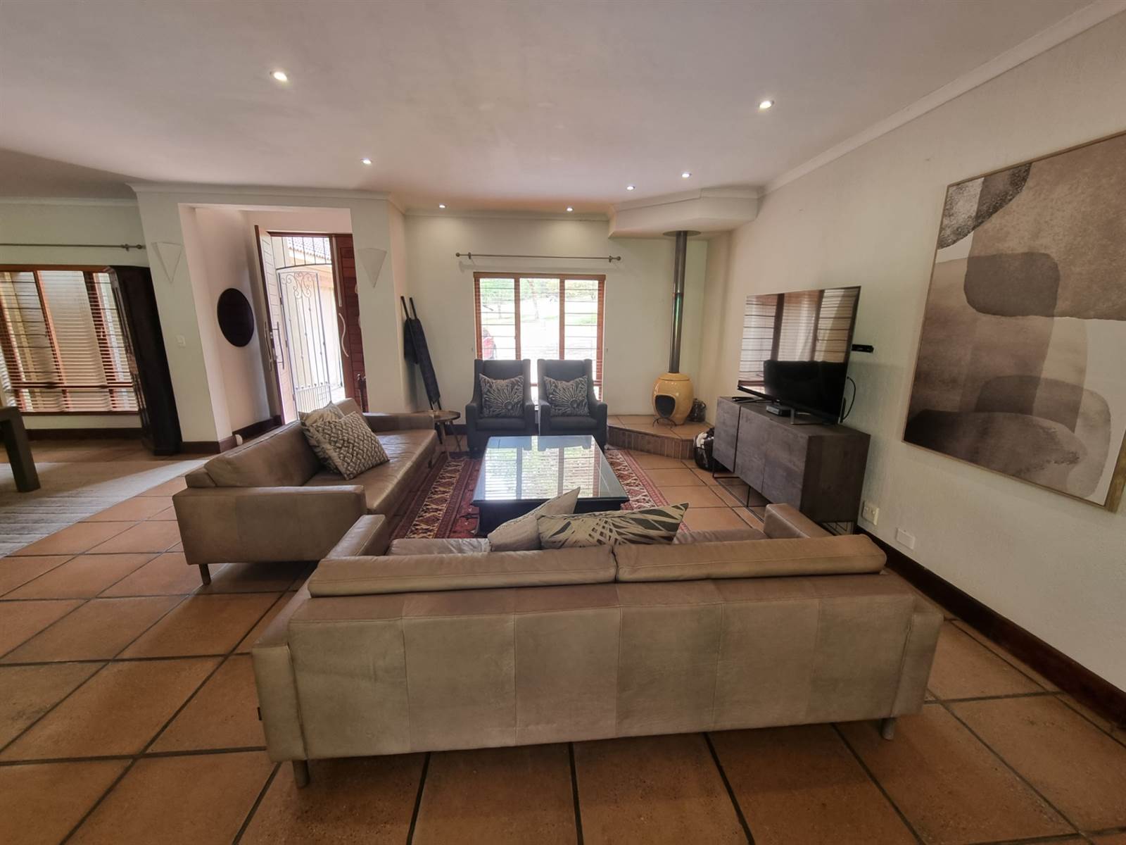 4 Bed House in Matumi Estate photo number 10