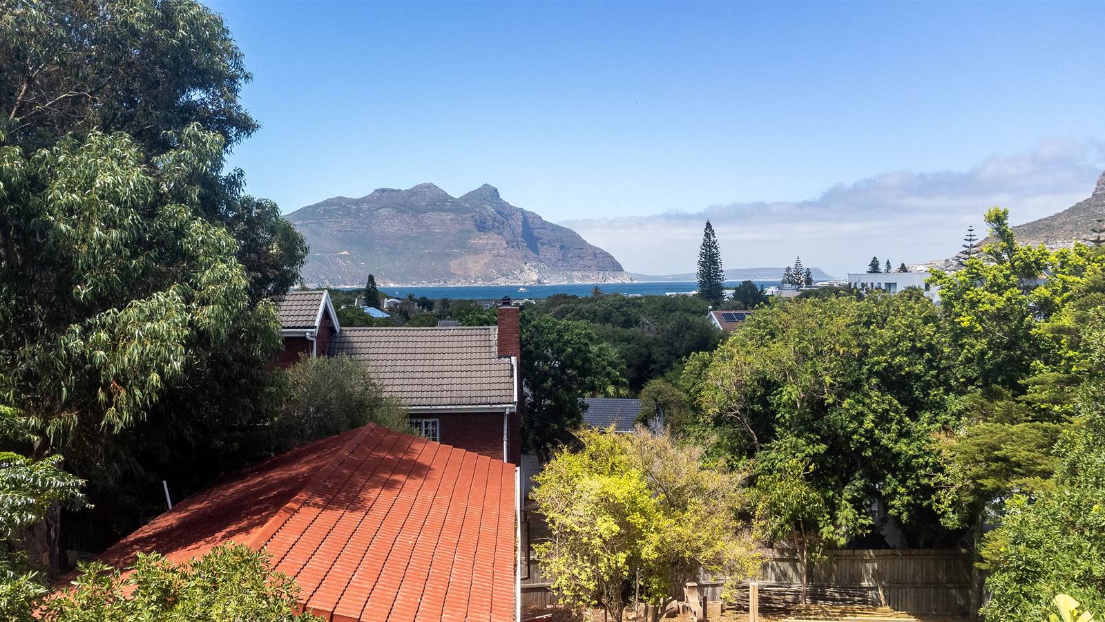 3 Bed House in Hout Bay and surrounds photo number 18