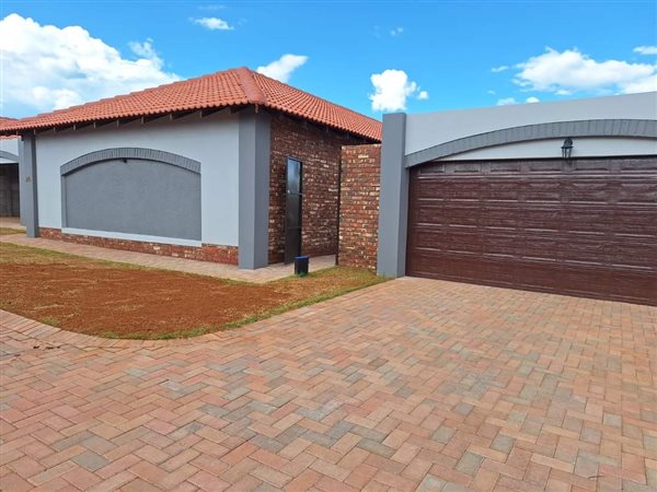 4 Bed Townhouse in Flamwood