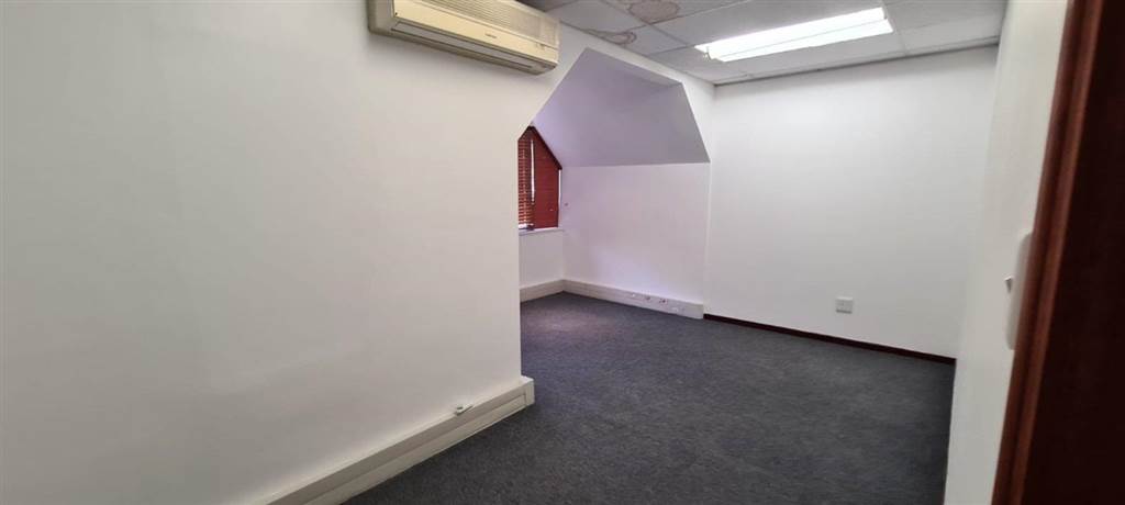 431  m² Commercial space in Bryanston photo number 25