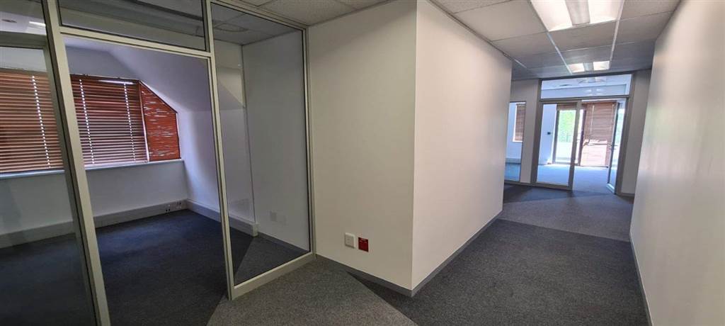 431  m² Commercial space in Bryanston photo number 19
