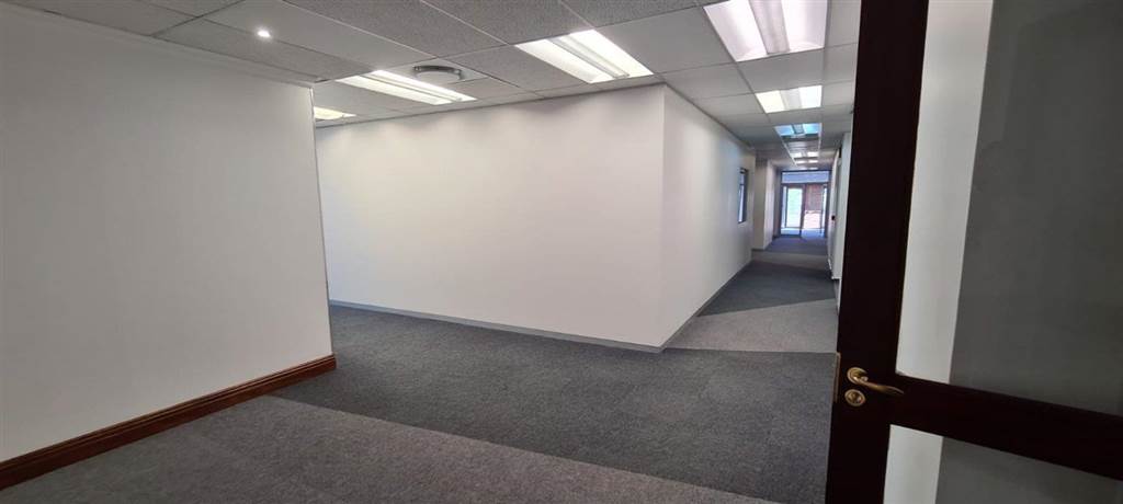 431  m² Commercial space in Bryanston photo number 12