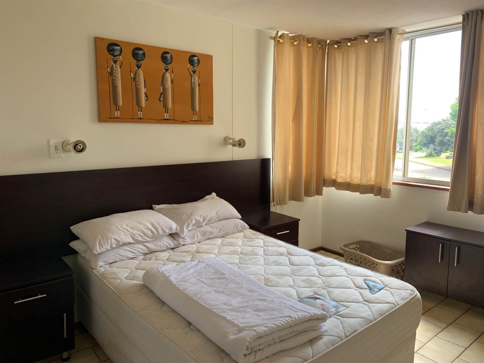 2 Bed Apartment in Amanzimtoti photo number 7