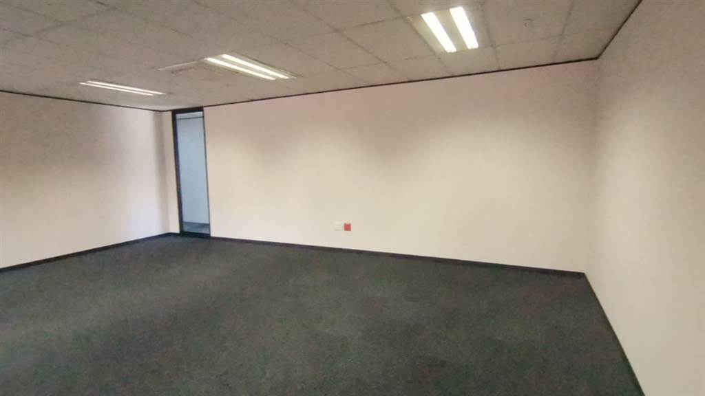 168  m² Commercial space in Parktown photo number 9