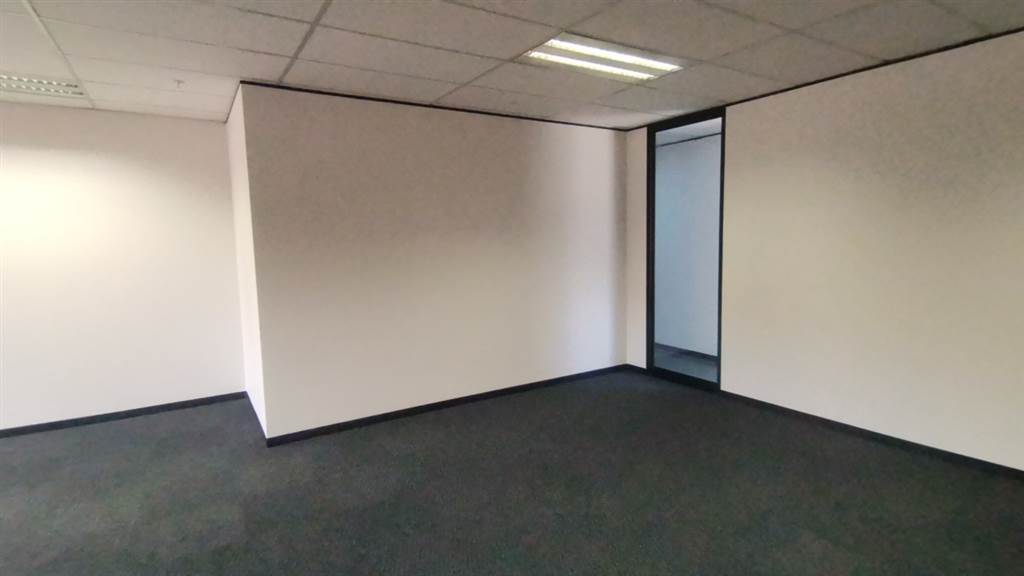 168  m² Commercial space in Parktown photo number 11