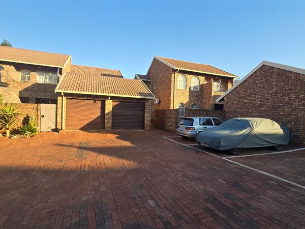 3 Bed Townhouse