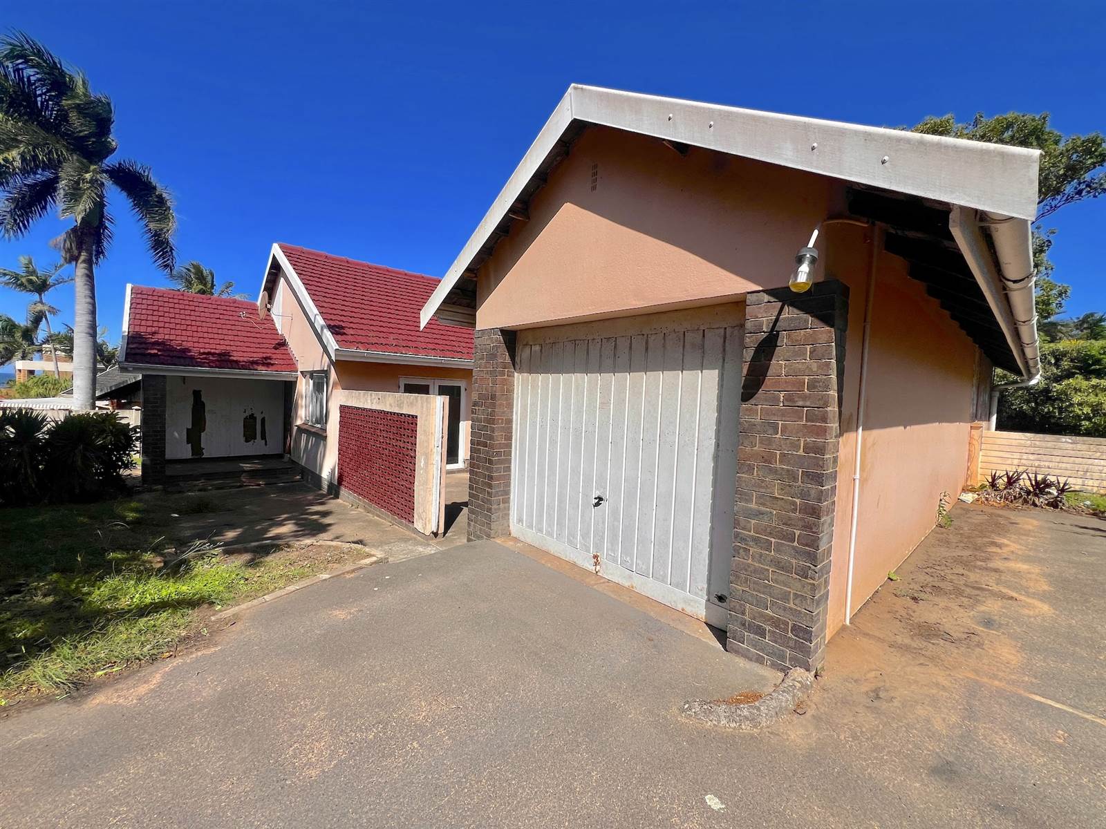 4 Bed House in Scottburgh South photo number 28