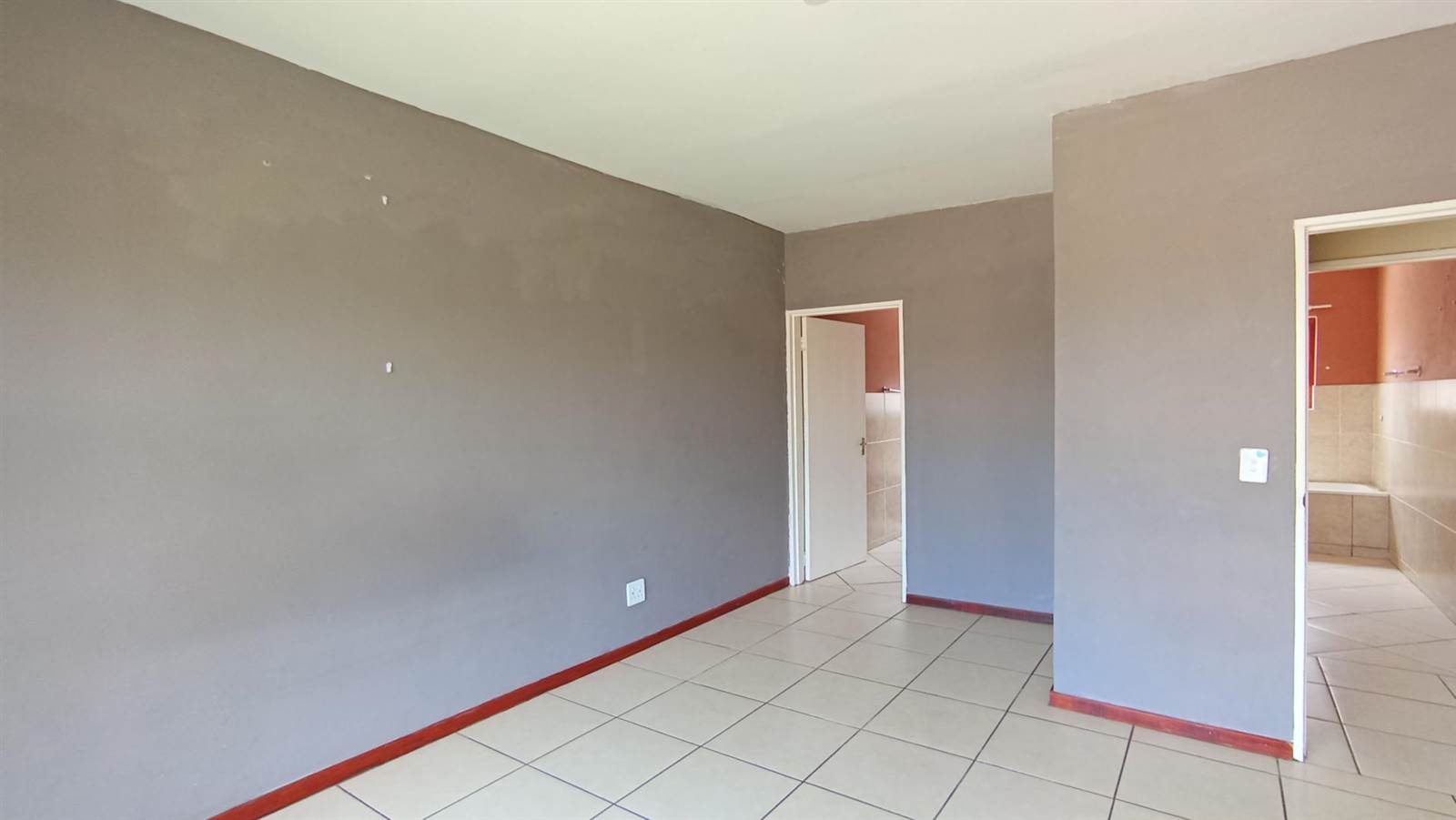 3 Bed Townhouse in Krugersdorp Central photo number 15