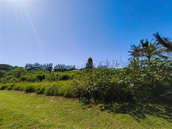 4 592 m² Land