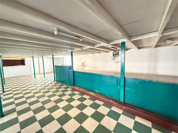1 000 m² Commercial space 1 000 m² Commercial space