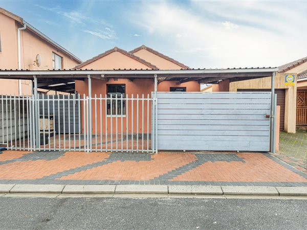 3 Bedroom House 3 Bedroom House