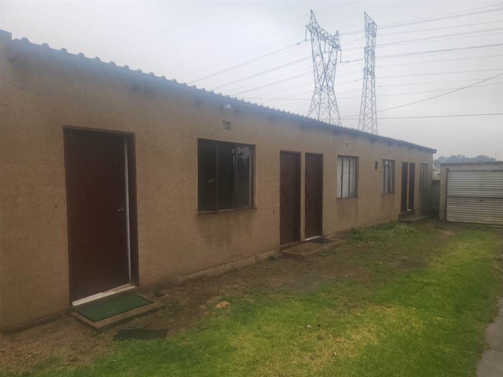 2 Bed House in Naledi photo number 6