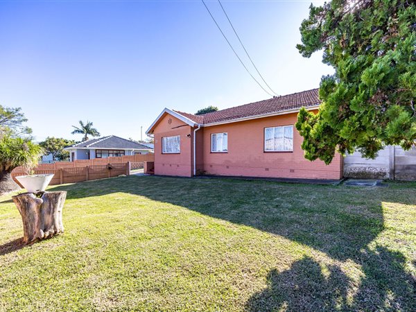 3 Bedroom House 3 Bedroom House