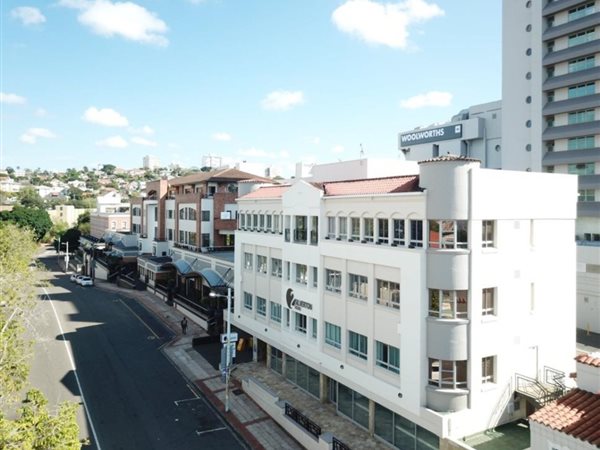 289 m² Retail Space 289 m² Retail Space