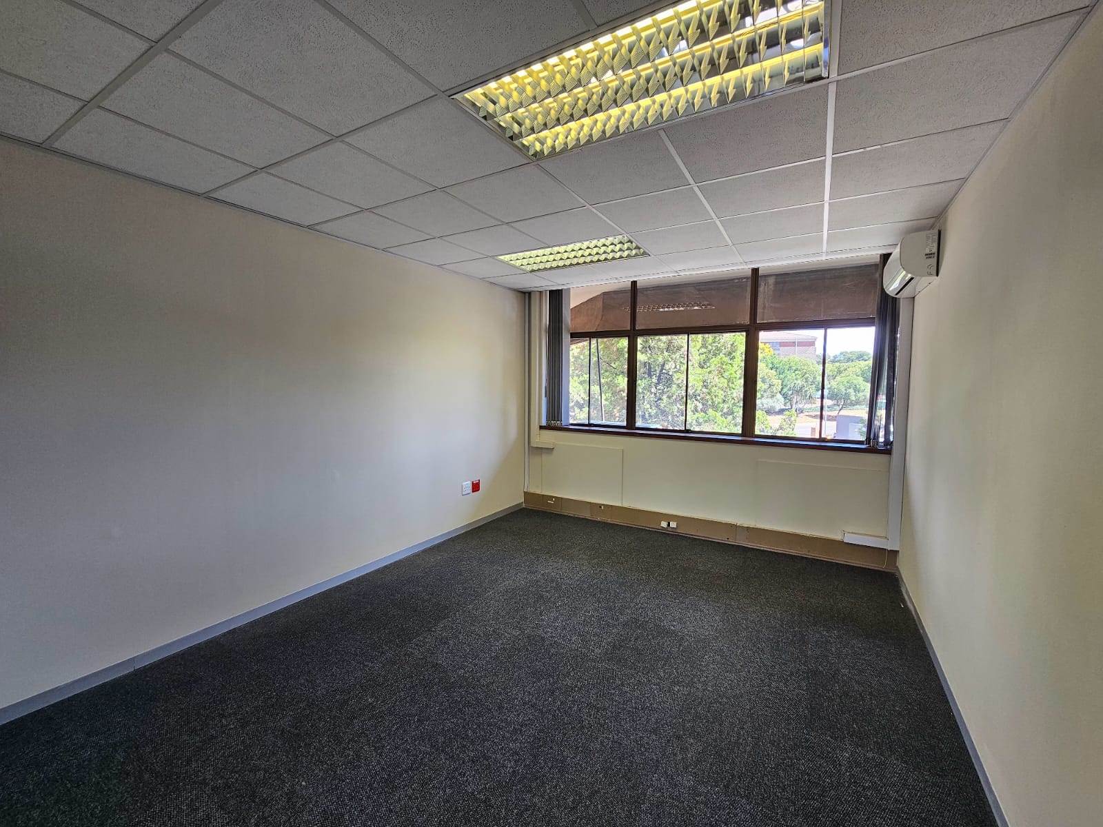 484  m² Commercial space in Centurion CBD photo number 12