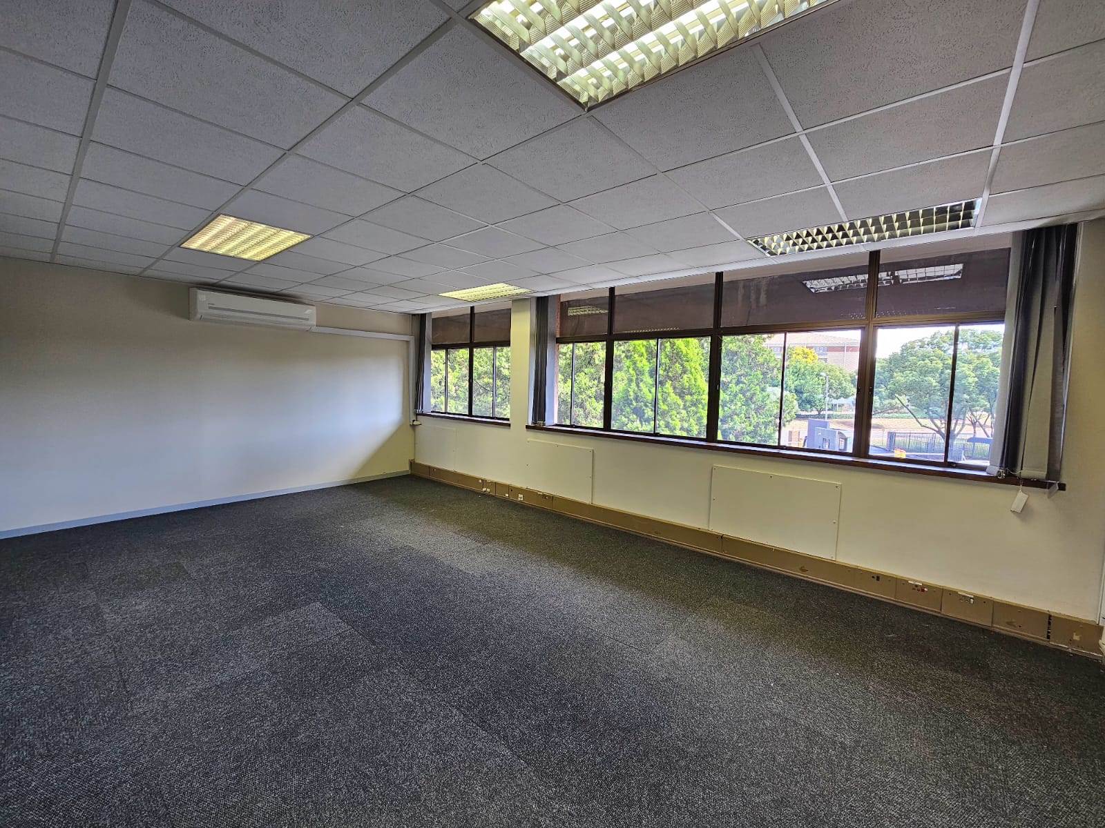 484  m² Commercial space in Centurion CBD photo number 6