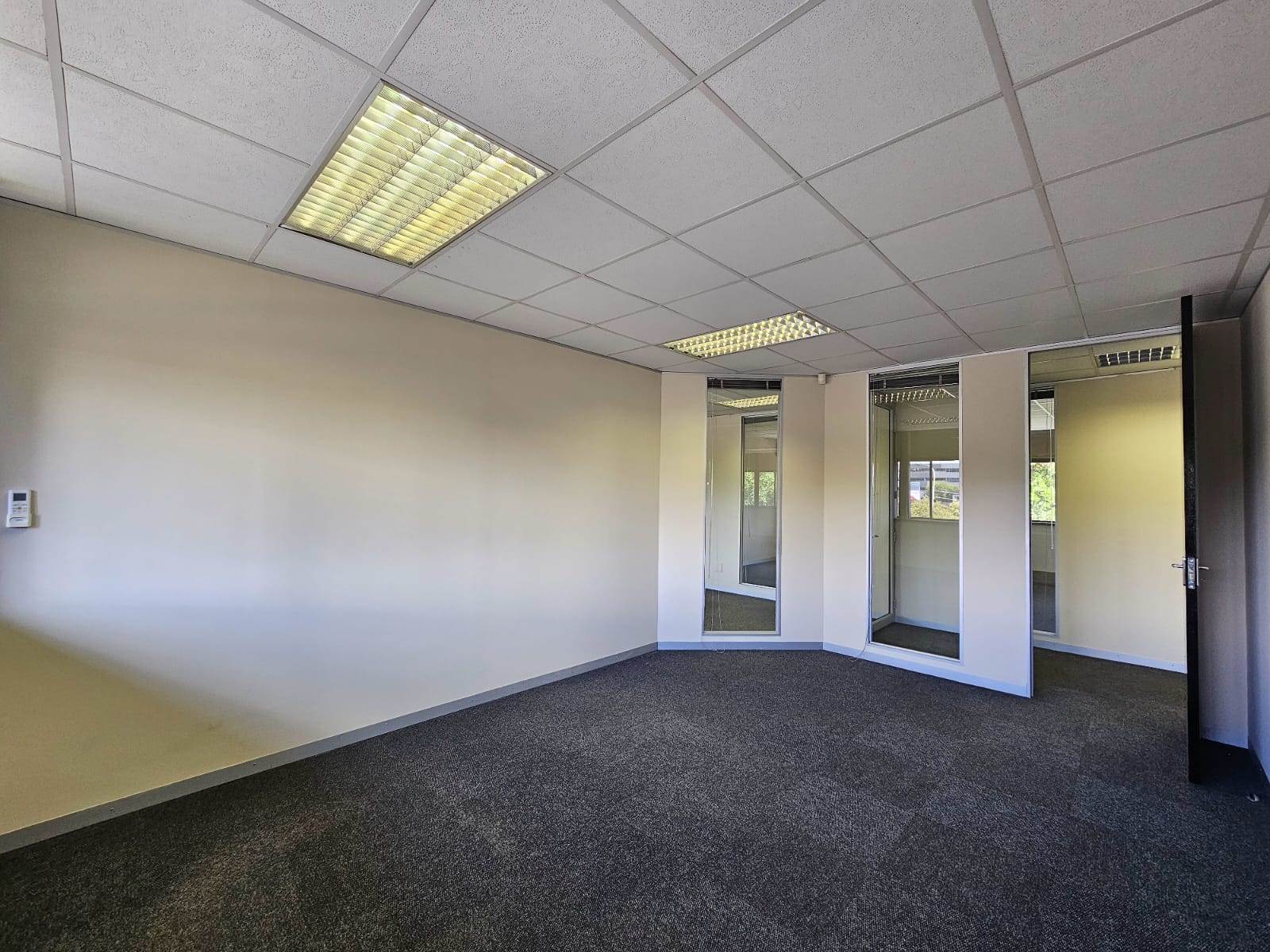 484  m² Commercial space in Centurion CBD photo number 17