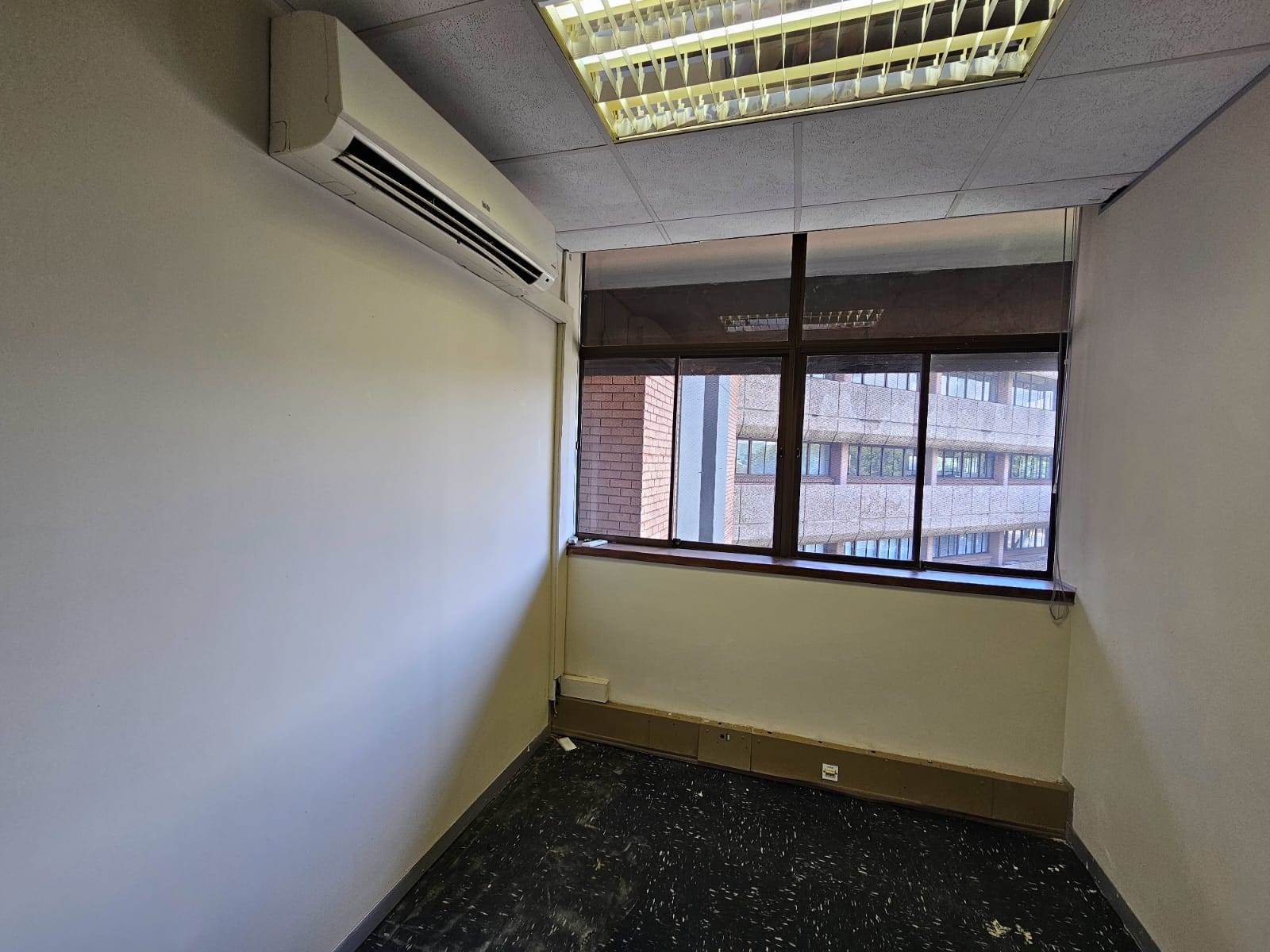 484  m² Commercial space in Centurion CBD photo number 4