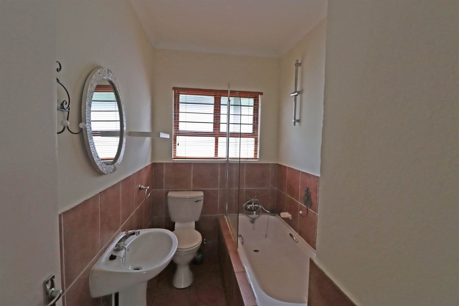 3 Bed Townhouse in Bryanston photo number 16