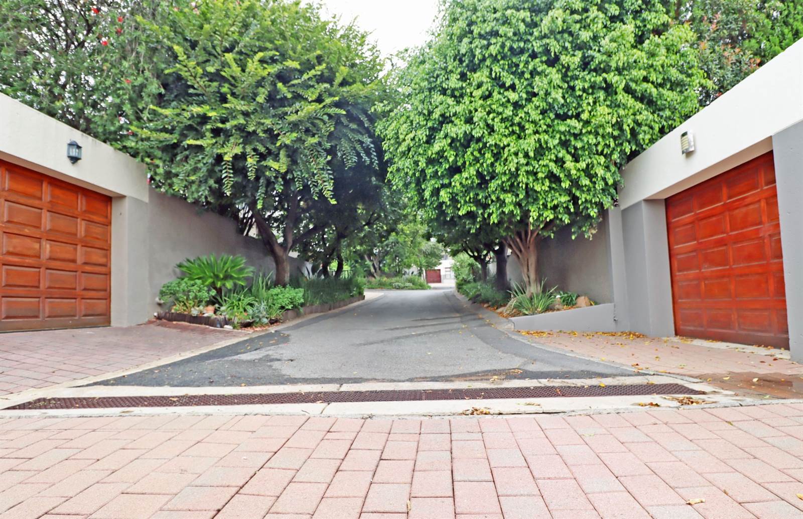 3 Bed Townhouse in Bryanston photo number 25