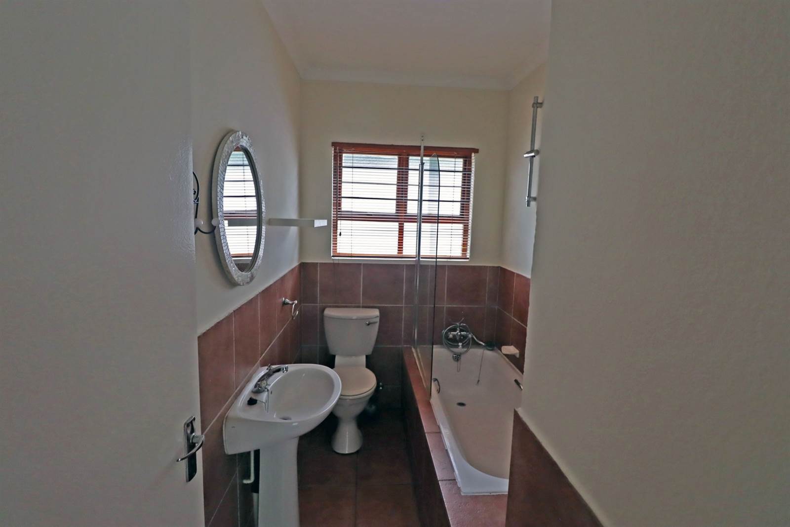 3 Bed Townhouse in Bryanston photo number 17