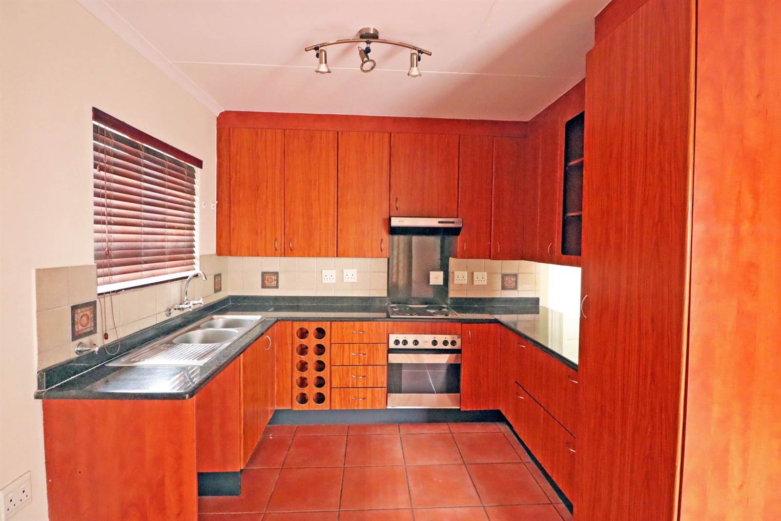 3 Bed Townhouse in Bryanston photo number 10