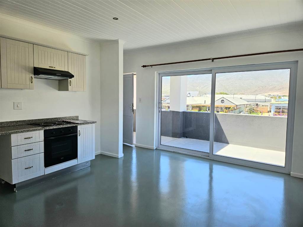 320  m² Commercial space in Pringle Bay photo number 11