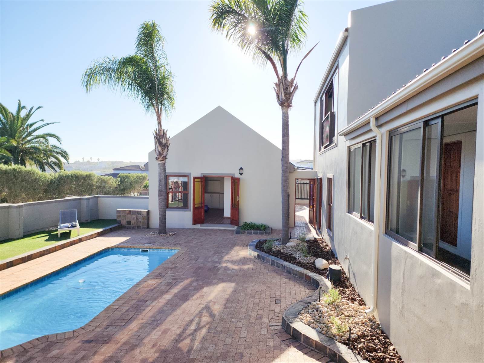 5 Bed House in Myburgh Park photo number 3