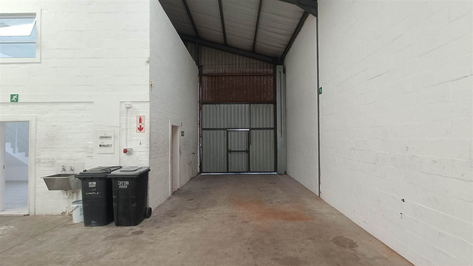 320  m² Industrial space in Killarney Gardens photo number 7