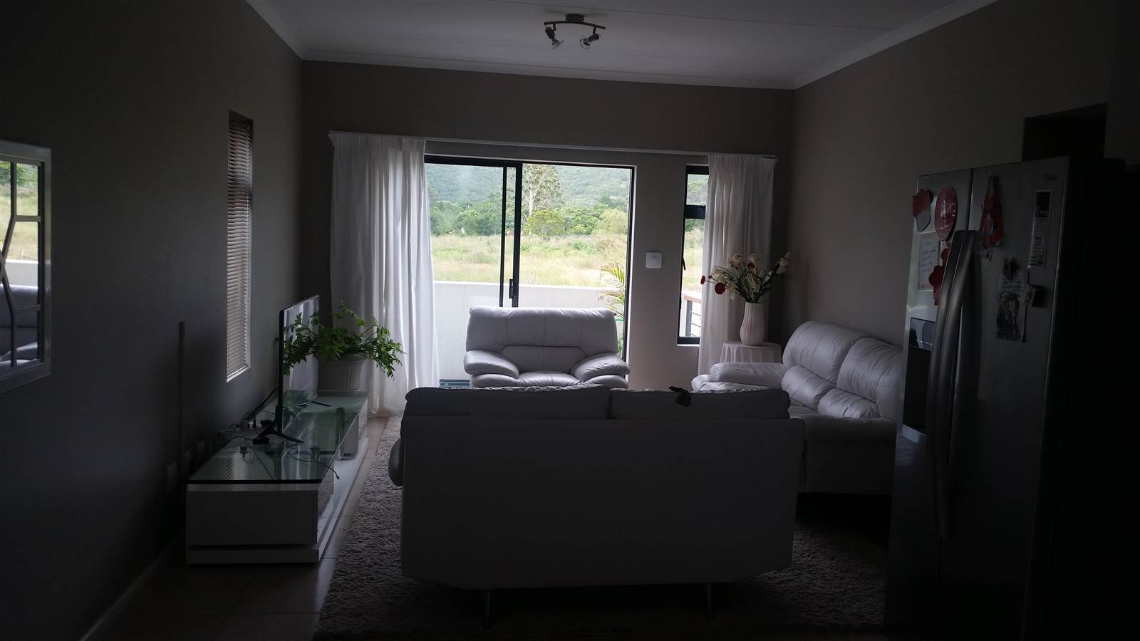 2 Bed Apartment in Nahoon Valley Park photo number 5