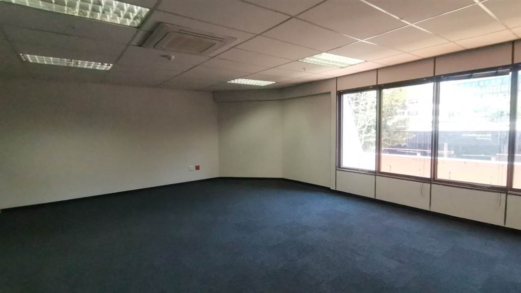 136  m² Commercial space in Parktown photo number 7