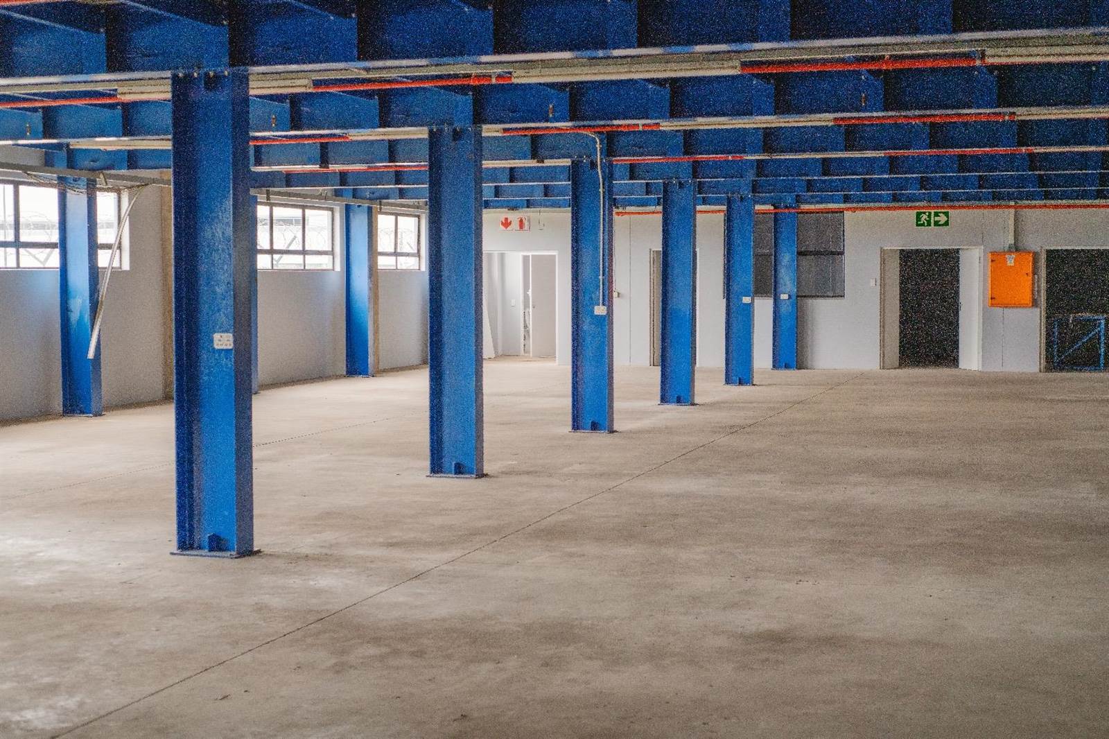 2918  m² Industrial space in La Mercy photo number 17