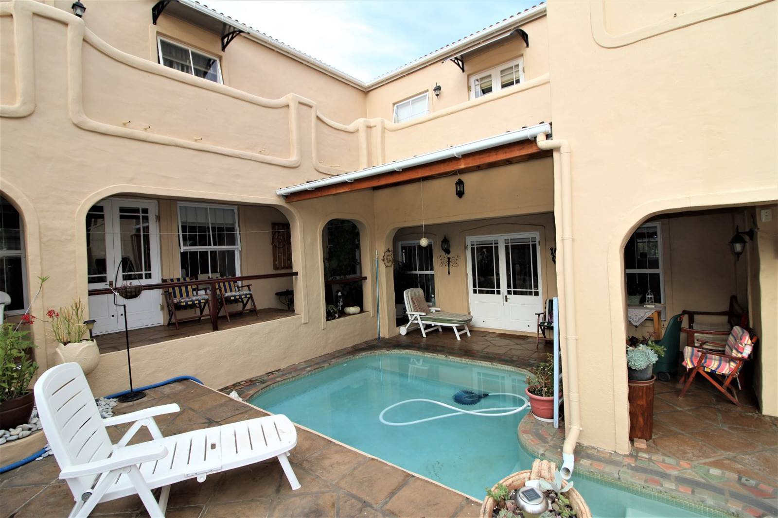 3 Bed House in Swellendam photo number 5