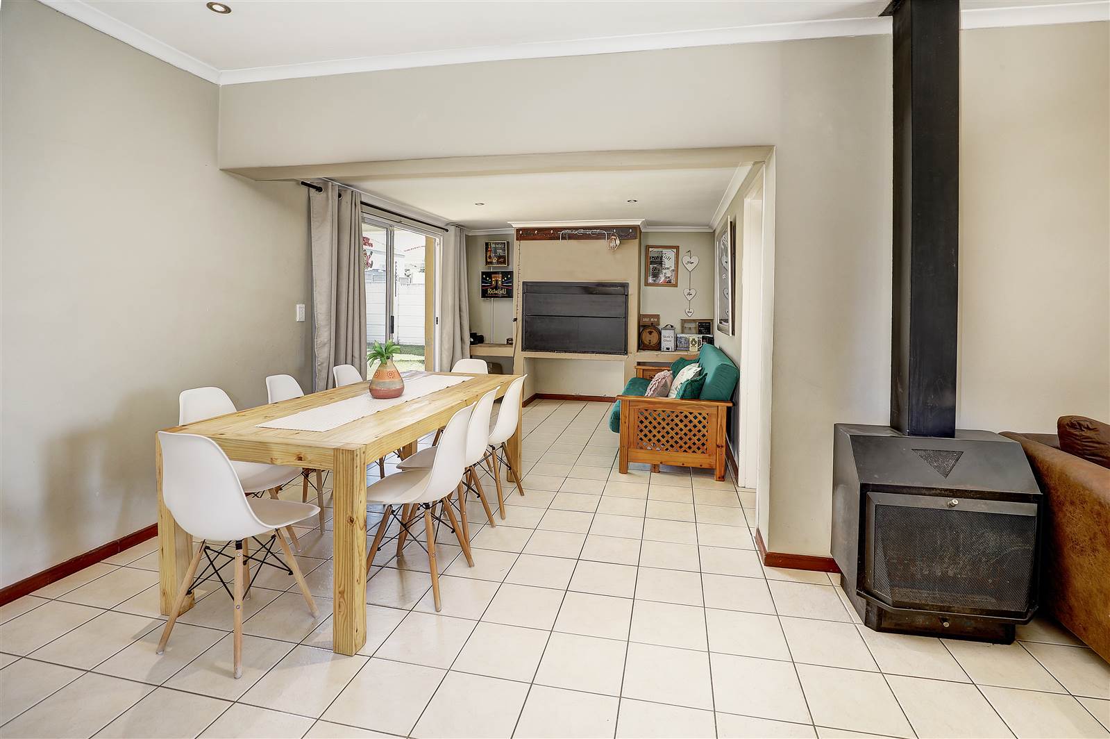 3 Bed House in Langeberg Heights photo number 9