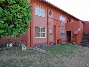 2 Bed Townhouse in Meyersdal